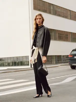 Sac à bandoulière cylindrique en cuir - Noir — photo 3