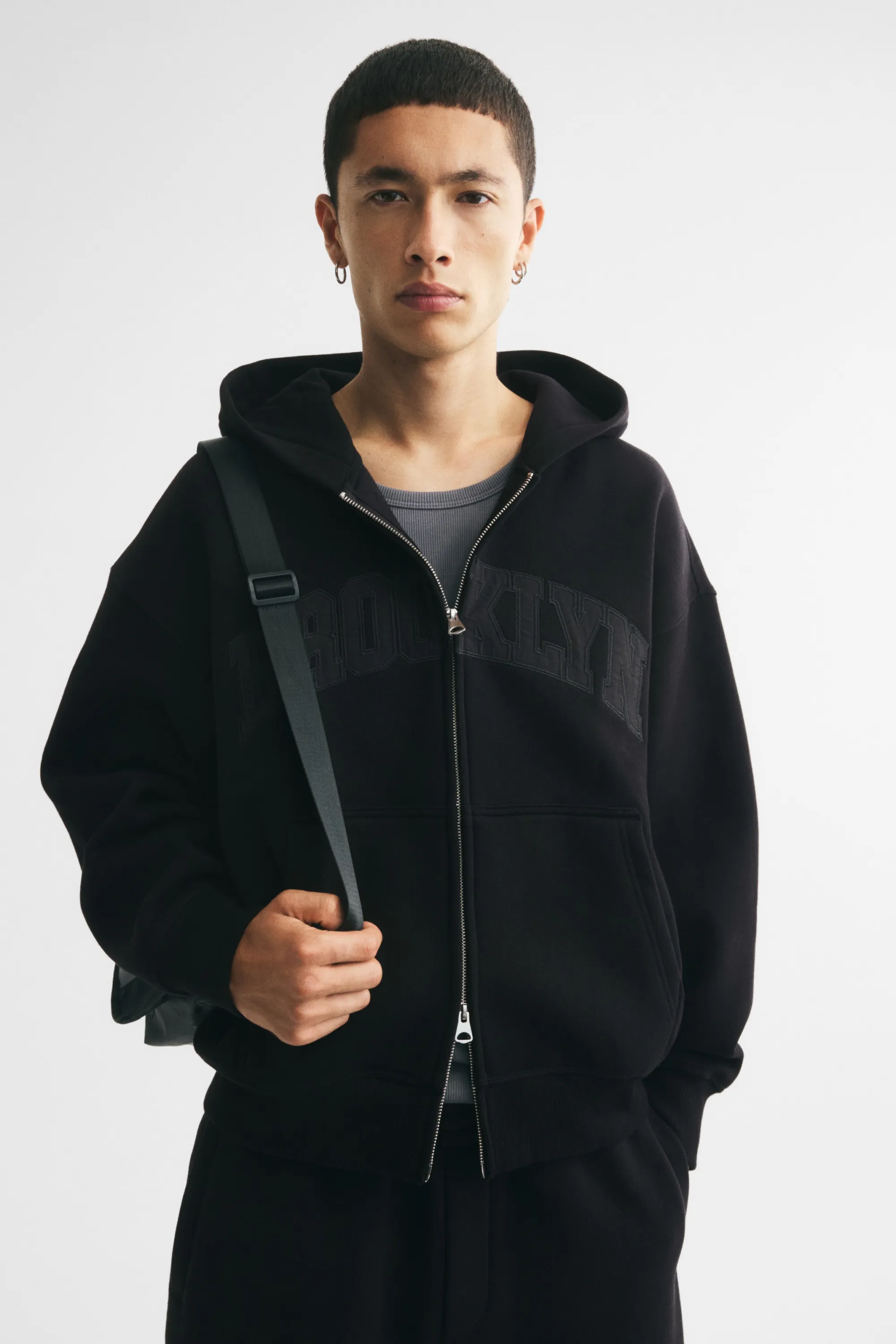 Veste imprimée Oversized Fit avec capuche et zip - Noir/Brooklyn