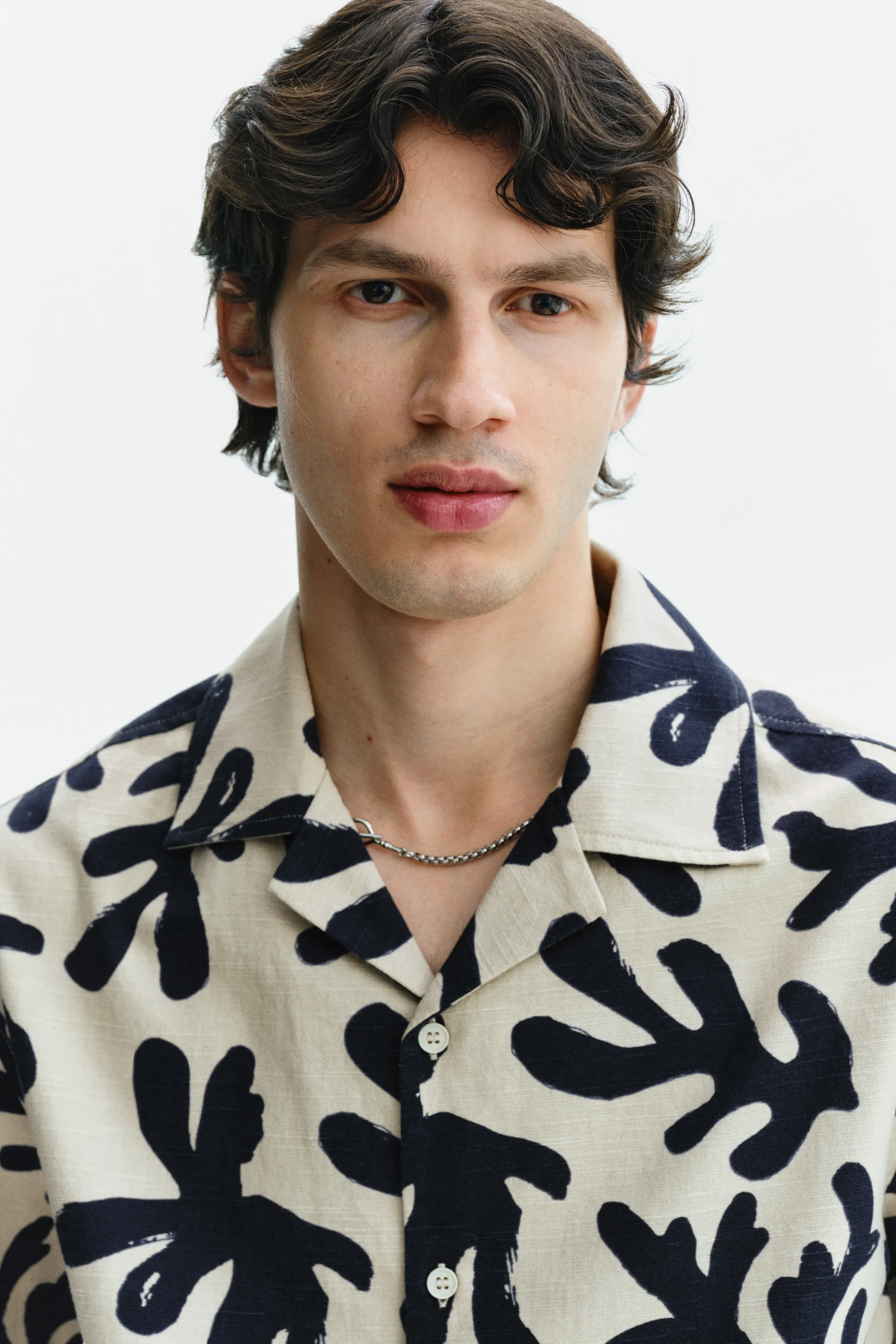 Chemise Relaxed Fit avec col cubain - Beige clair/coraux
