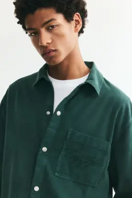 Chemise Relaxed Fit en velours côtelé - Vert foncé — photo 1
