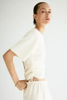 Top en maille fine avec cordons de serrage - Crème — photo 2