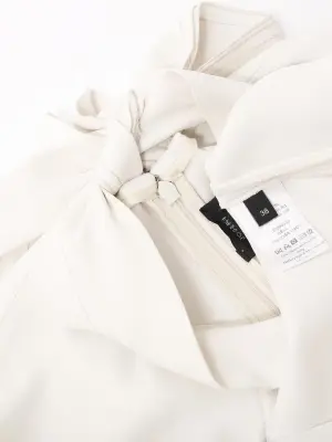Blouse sans manche nœud au dos en crêpe blanc crème Prix boutique 485€ Taille 36 — photo 5