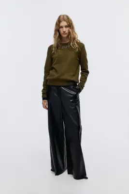 Pull ornementé - Vert kaki foncé — photo 2
