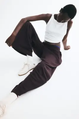 Pantalon avec cordon de serrage et plis - Violet foncé — photo 1