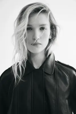 Veste en tissu enduit avec col duveteux - Noir — photo 1