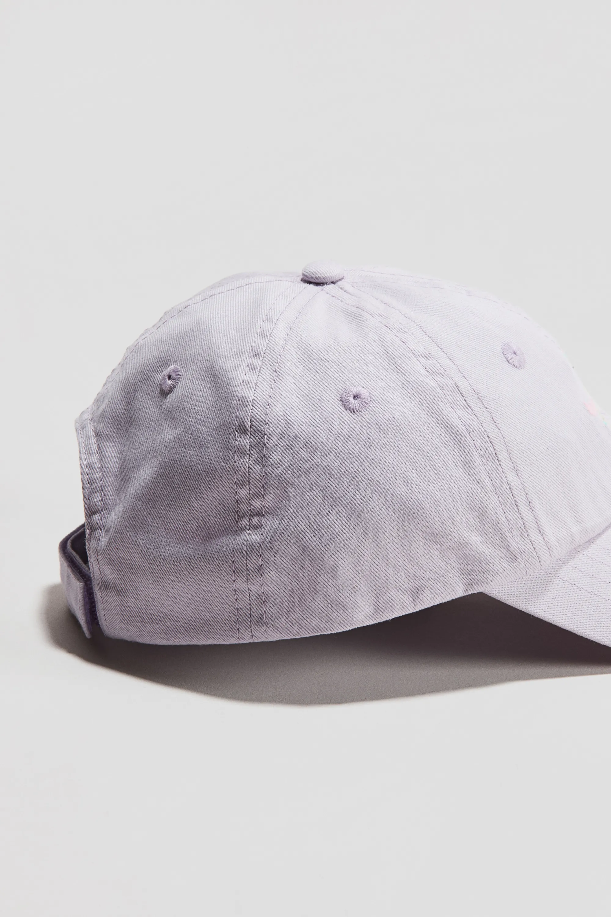Casquette avec détail brodé - Violet clair/licorne