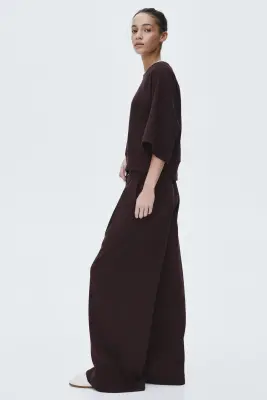 Pantalon avec cordon de serrage et plis - Bordeaux — photo 3