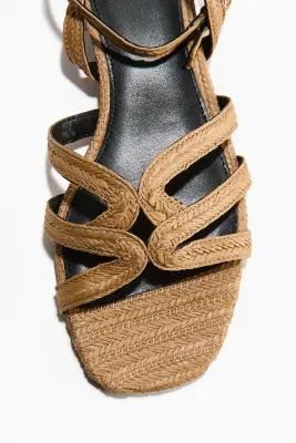 Sandales en paille tressée - Beige — photo 5