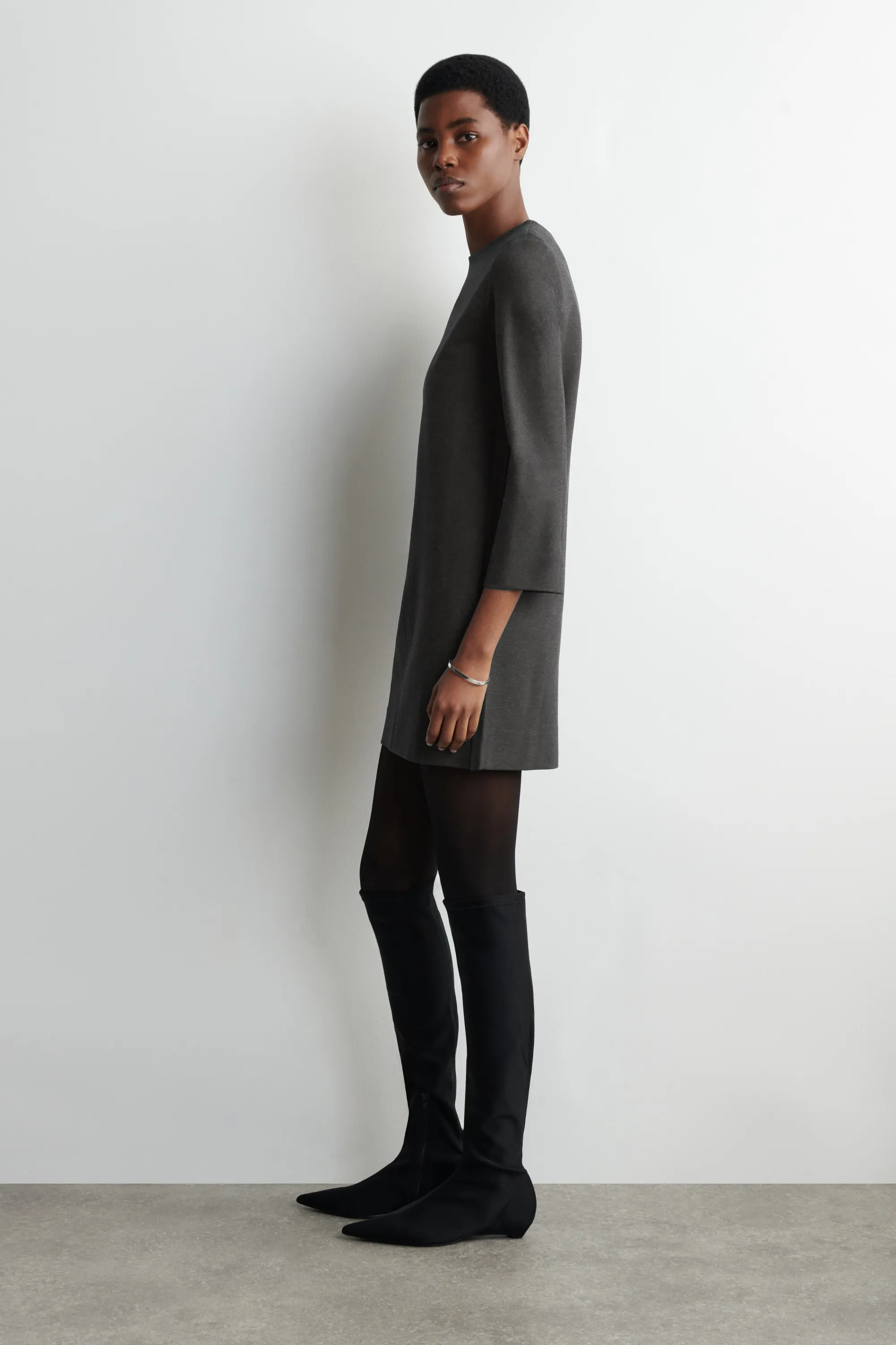 ROBE TAILLEUR COURTE EN JERSEY - GRIS FONCÉ