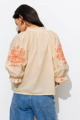 Blouse à broderies fluo Femme — photo 4