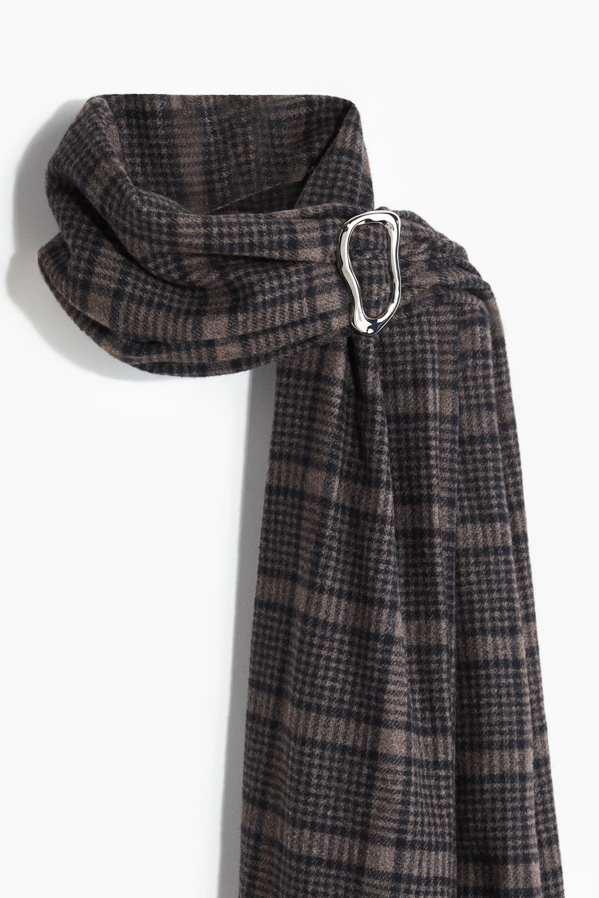 Écharpe plaid avec détail en métal - Taupe/carreaux