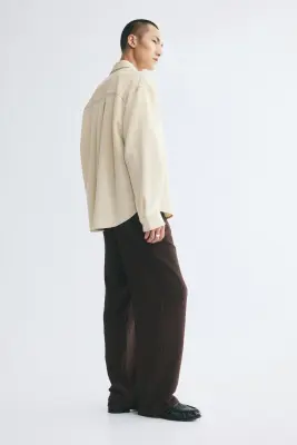 Pantalon texturé Relaxed Fit - Marron foncé — photo 2