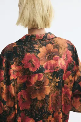 Chemise à manches courtes en viscose - Noir/fleuri — photo 2