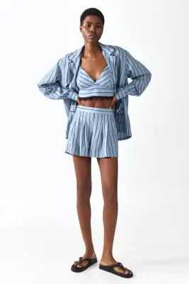 Short chic - Bleu clair/rayé — photo 1