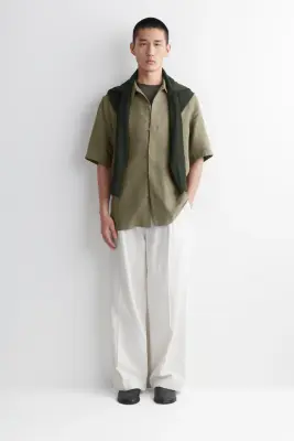CHEMISE À MANCHES COURTES EN LIN - KAKI — photo 3