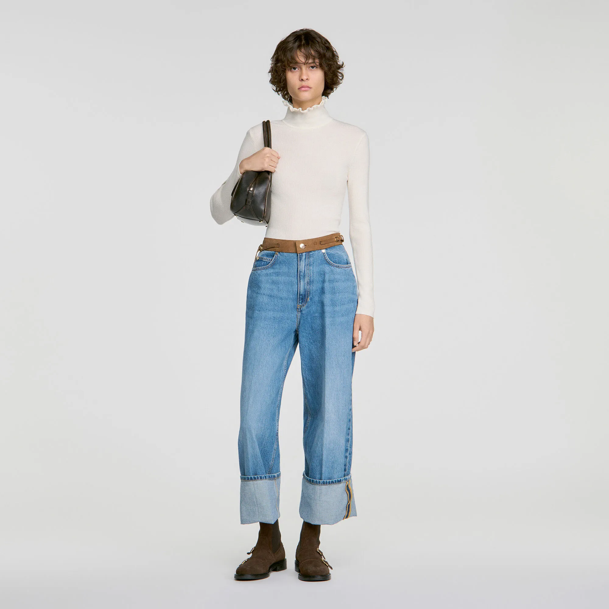 Pull à col roulé volanté en laine