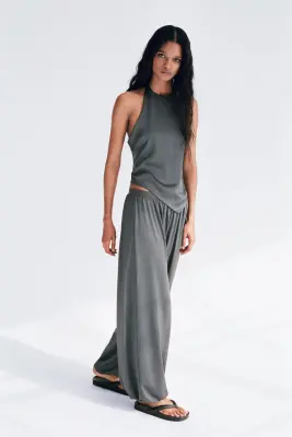 Top asymétrique avec dos nu - Gris foncé — photo 2