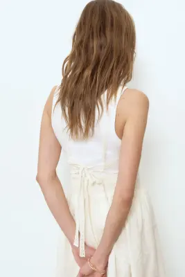 Robe à dos ouvert avec dentelle - Crème — photo 3