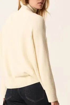 Pull Aramis Creme — photo 5