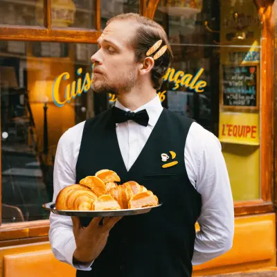 Pin's Croissant Coucou Suzette — photo 5