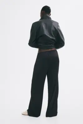 Pantalon large en satin - Noir — photo 3