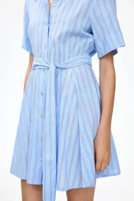 Robe chemise avec ceinture à nouer - Bleu clair/rayé — photo 2