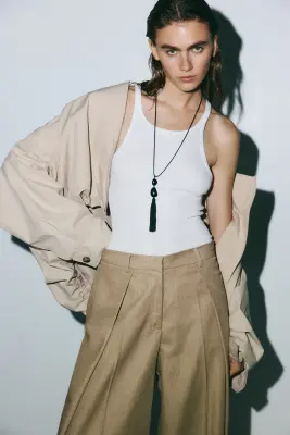 Pantalon chic avec détails croisés - Beige — photo 1