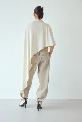 Top cape asymétrique - Beige clair — photo 2