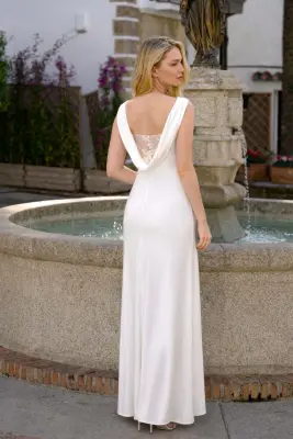 Lumina Wedding Dress — photo 5