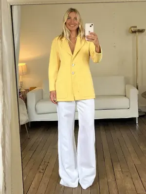 Veste blazer en tweed de laine jaune boutons nacre Prix Boutique est. 6000€ Taille 38 — photo 2