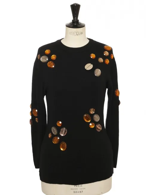 Pull col rond en laine d'agneau noire brodée de pierres cuivre et argent Prix boutique 1400€ Taille 36