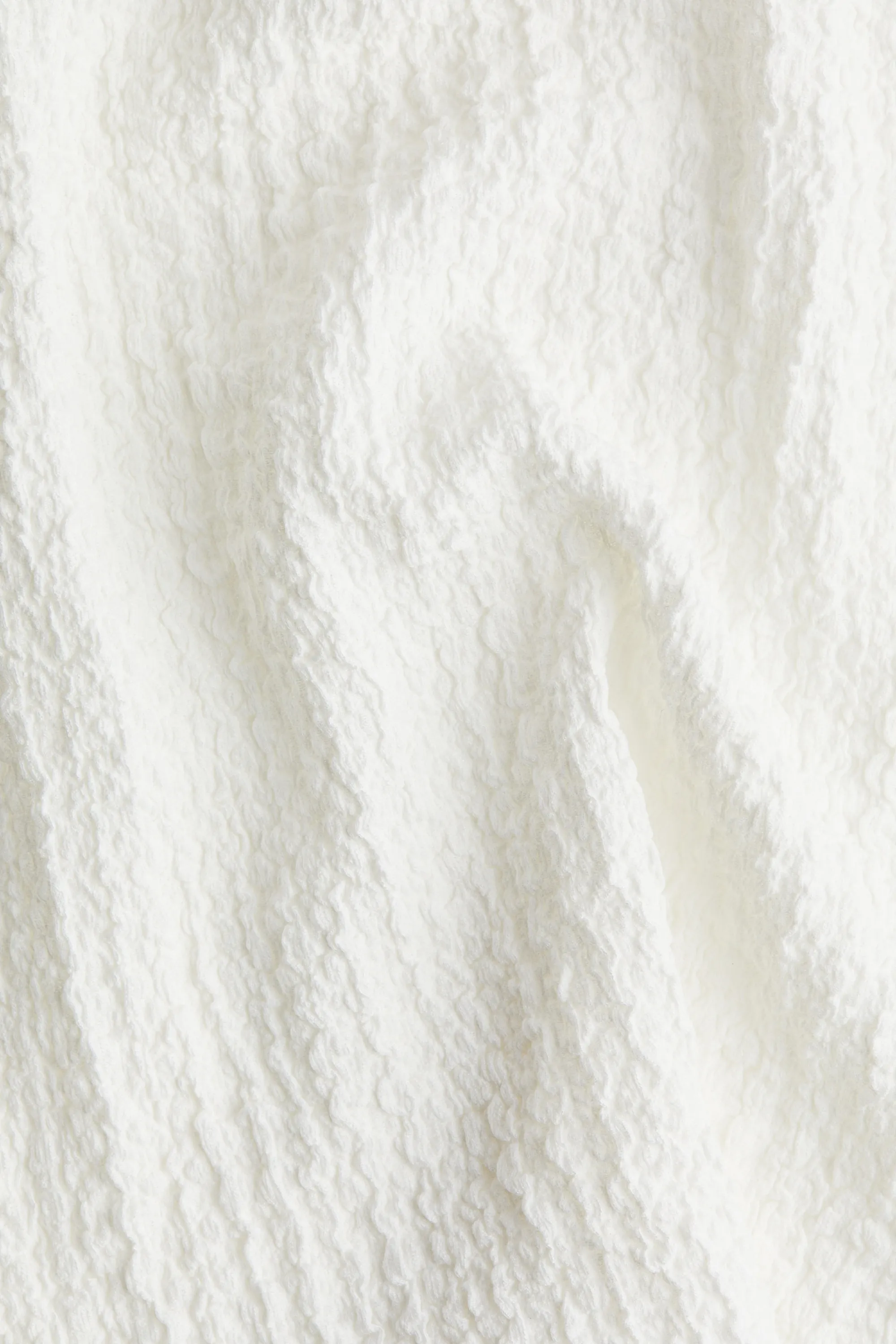Top froissé avec détails surjetés - Crème