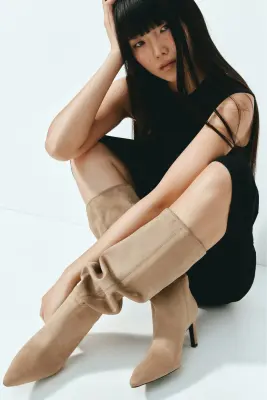 Bottes de hauteur genou - Beige — photo 1