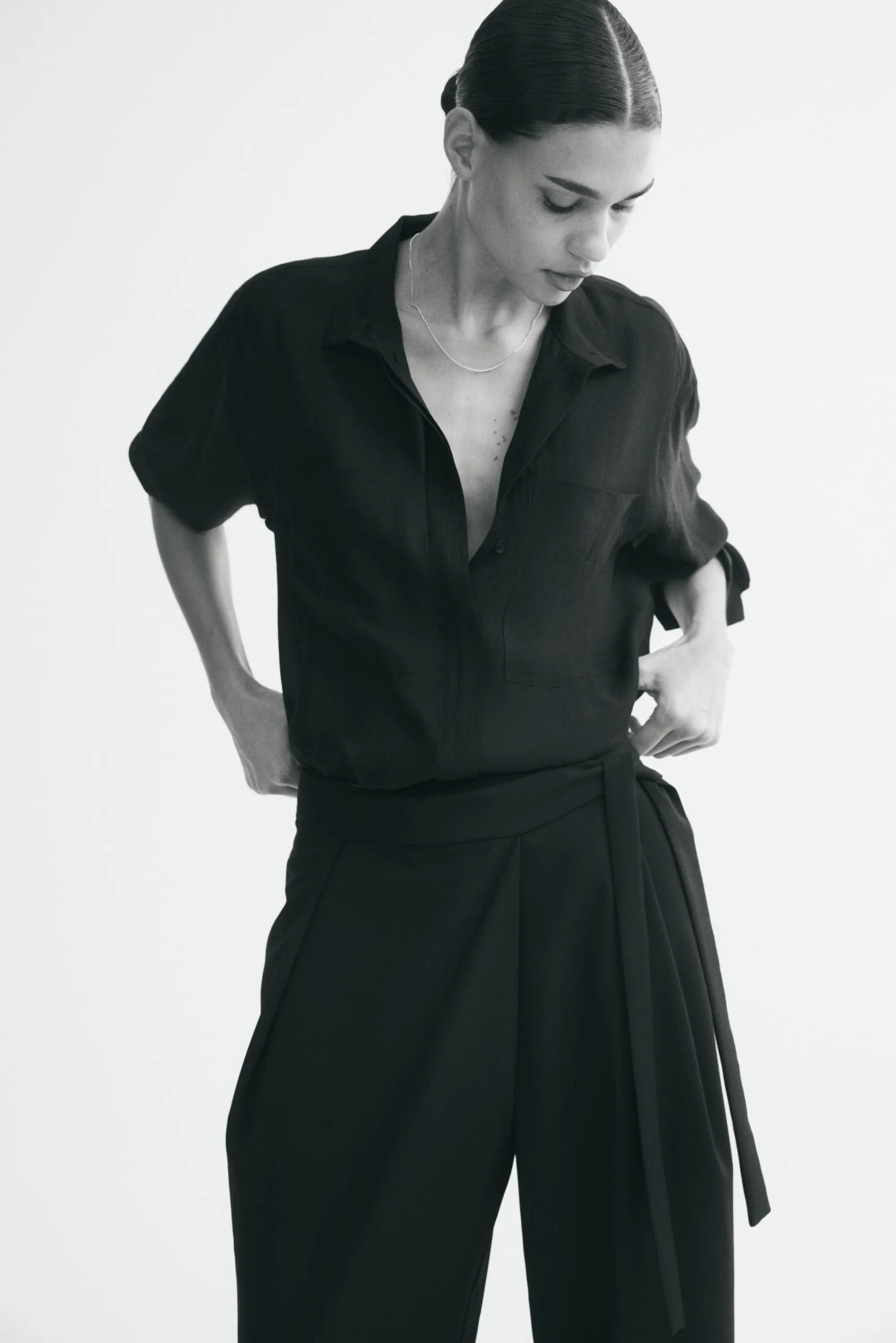 Pantalon avec détail croisé - Noir