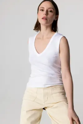 Débardeur Blanc Col V Sans Manches en Viscose / Elasthanne — photo 2