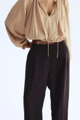 Pantalon en twill avec jambes barrel - Marron foncé — photo 3