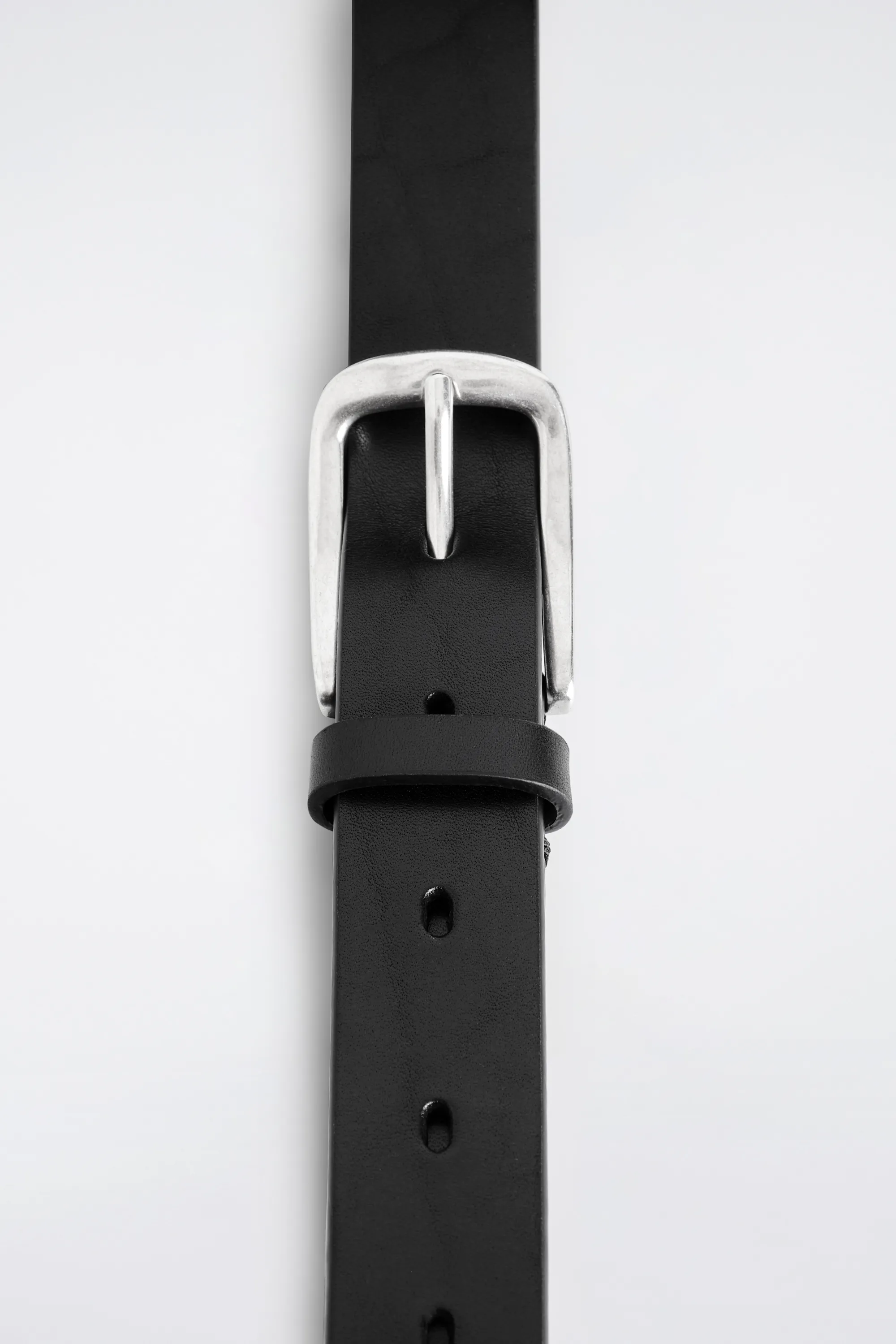 CEINTURE EN CUIR À BOUCLE CARRÉE - NOIR
