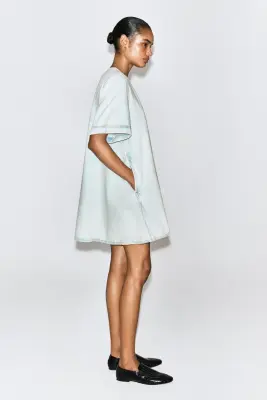 ROBE COURTE ÉVASÉE EN DENIM - BLEU CIEL — photo 4