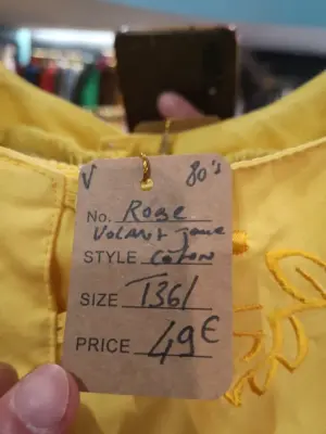 Robe courte jaune à volants — photo 2