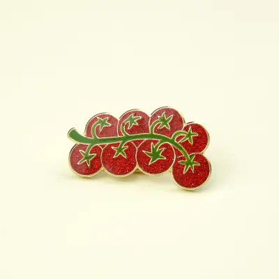 Pin's Tomates cerises Coucou Suzette — photo 1