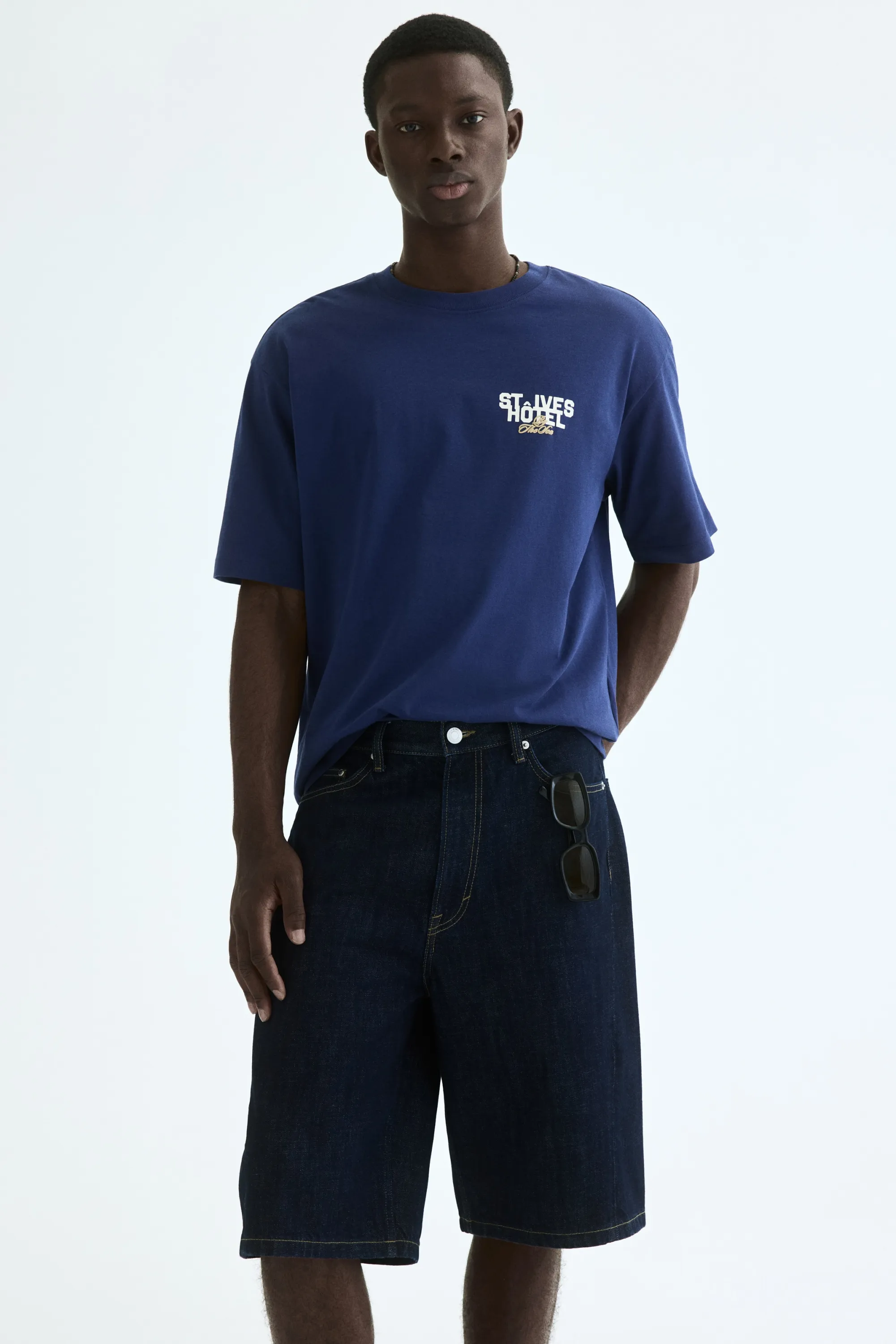 T-shirt imprimé Relaxed Fit - Bleu foncé/St Ives Hotel