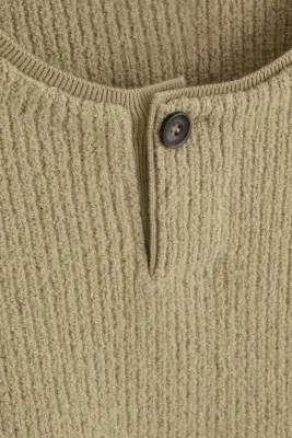 PULL HENLEY EN LAINE MÉLANGÉE BOUCLÉE - SABLE — photo 5