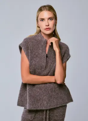 Pull Marron Col Montant Sans Manches en Alpaga / Polyamide / Elasthanne