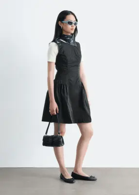 Robe courte à basque - Noir — photo 4