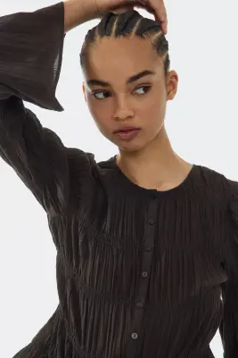 Blouse smockée en coton - Marron foncé — photo 2