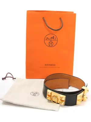 Ceinture collier de chien en cuir noir et détails dorées Prix boutique 3400€ — photo 2