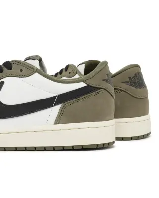 Air Jordan 1 Low OG Medium Olive — photo 4