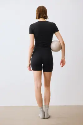 Top de sport Seamless Slim Fit SoftMove™ - Noir — photo 2
