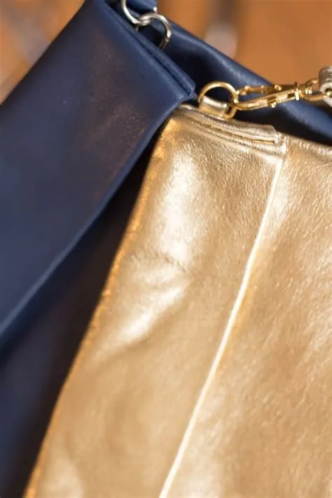 Pochette bandouliere dore