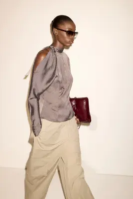 Blouse en tissu jacquard avec col à nouer - Taupe foncé/pois — photo 2